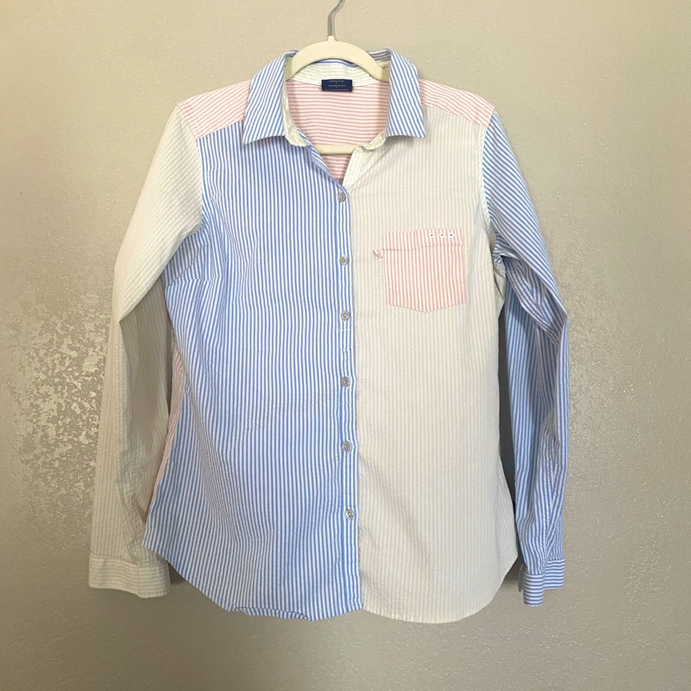 Columbia • seersucker button down